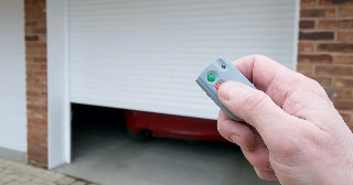 Купить автоматику для рулонных ворот Новороссийск, цена от 2736 руб.