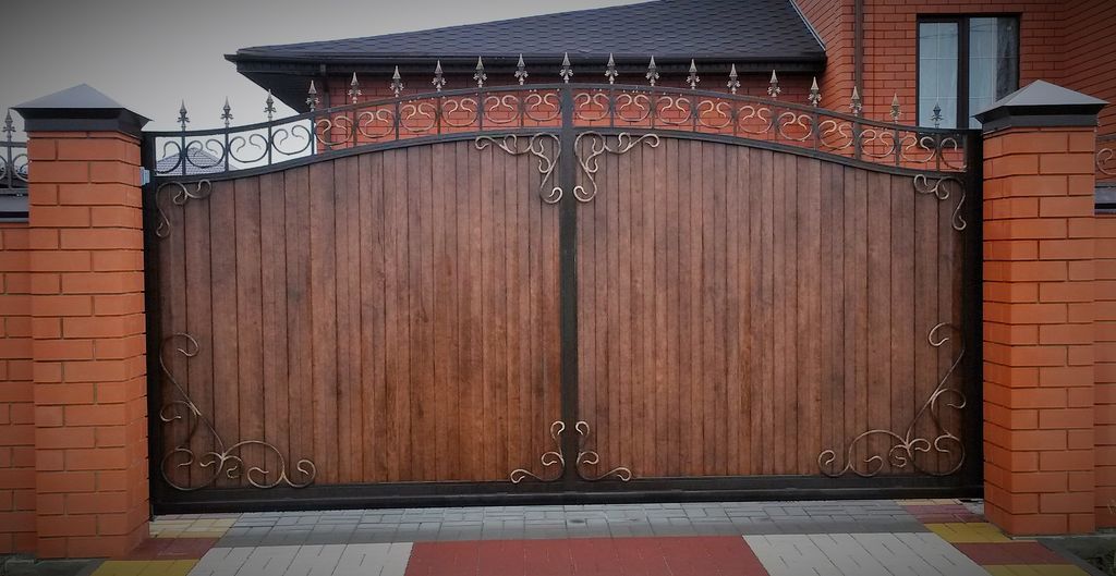 Купить простые ворота для дома: советы по выбору, установке и уходу в Новороссийске от 33028 руб | ВоротМастер-Нвр