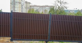 Купить распашные ворота из штакетника Новороссийск, цена от 2736 руб.